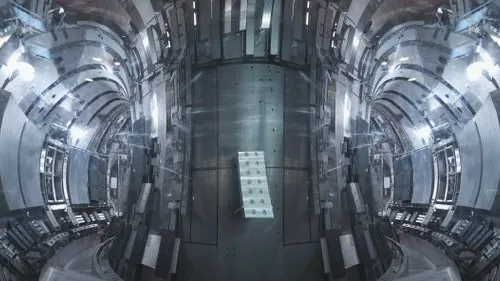 Nuclear Fusion Reactor In South Korea Runs At 100 Million Degrees C For A Record-Breaking 48 Seconds.