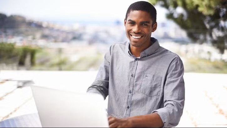 [Eutelsat and Mercury Sign New Multi-Year Agreement to Expand LEO Connectivity in Angola]